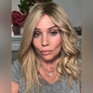 Madison Wig Blonde Rooted Hand-Tied Silk Top Medium Cap